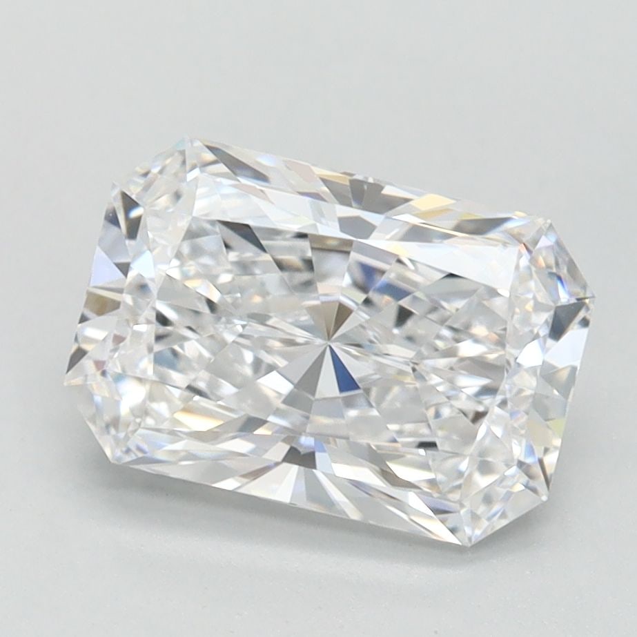Loose Diamond - RADIANT 1.61ct D IF: Loose Diamond - RADIANT 1.61ct D IF Source: This is a real non-mined Diamond that has been grown in a lab Shape: RADIANT Carats: 1.61 Color: D Clarity: IF Certification: IGI Video: