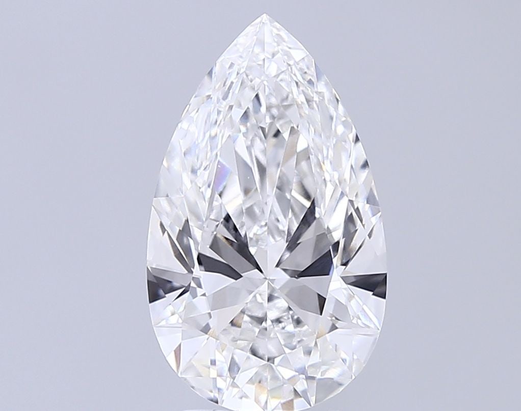 Loose Diamond - PEAR 3.59ct E VVS2: Loose Diamond - PEAR 3.59ct E VVS2 Source: This is a real non-mined Diamond that has been grown in a lab Shape: PEAR Carats: 3.59 Color: E Clarity: VVS2 Certification: IGI Video: