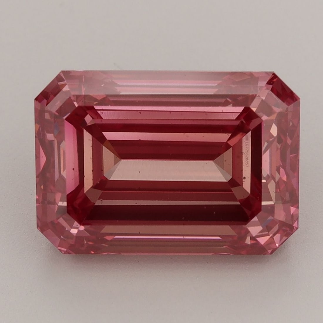 Loose Diamond - EMERALD 7.0ct Fancy Vivid Red VS2: Loose Diamond - EMERALD 7.0ct Fancy Vivid Red VS2 Source: This is a real non-mined Diamond that has been grown in a lab Shape: EMERALD Carats: 7.0 Color: Fancy Vivid Red Certification: IGI Additional 
