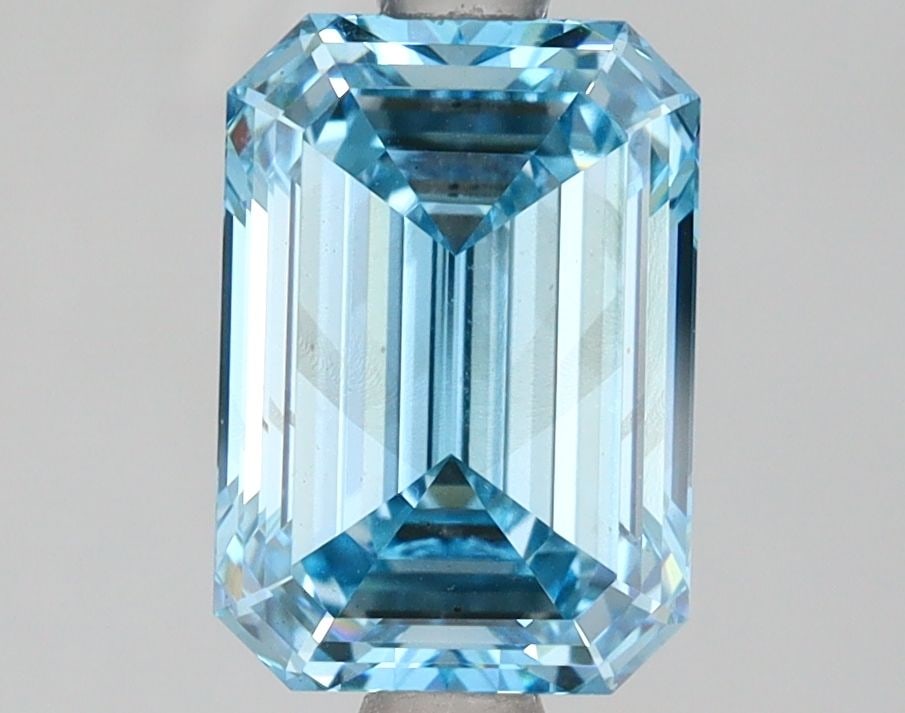 Loose Diamond - EMERALD 2.04ct Fancy Intense Blue SI1: Loose Diamond - EMERALD 2.04ct Fancy Intense Blue SI1 Source: This is a real non-mined Diamond that has been grown in a lab Shape: EMERALD Carats: 2.04 Color: Fancy Intense Blue Certification: IGI Vid