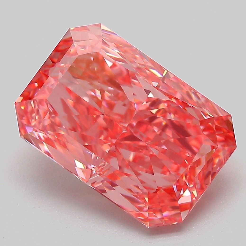 Loose Diamond - RADIANT 5.32ct Fancy Vivid Pink VVS2: Loose Diamond - RADIANT 5.32ct Fancy Vivid Pink VVS2 Source: This is a real non-mined Diamond that has been grown in a lab Shape: RADIANT Carats: 5.32 Color: Fancy Vivid Pink Certification: IGI Video: