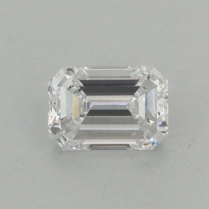Loose Diamond - EMERALD 0.56ct D SI1: Loose Diamond - EMERALD 0.56ct D SI1 Source: This is a real non-mined Diamond that has been grown in a lab Shape: EMERALD Carats: 0.56 Color: D Clarity: SI1 Certification: IGI Additional images availa