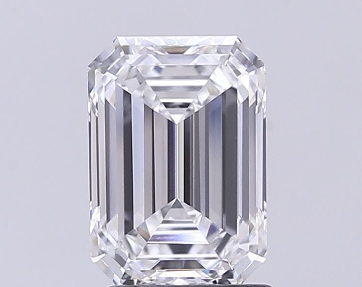 Loose Diamond - EMERALD 2.08ct E VS1: Loose Diamond - EMERALD 2.08ct E VS1 Source: This is a real non-mined Diamond that has been grown in a lab Shape: EMERALD Carats: 2.08 Color: E Clarity: VS1 Certification: GIA Additional images availa