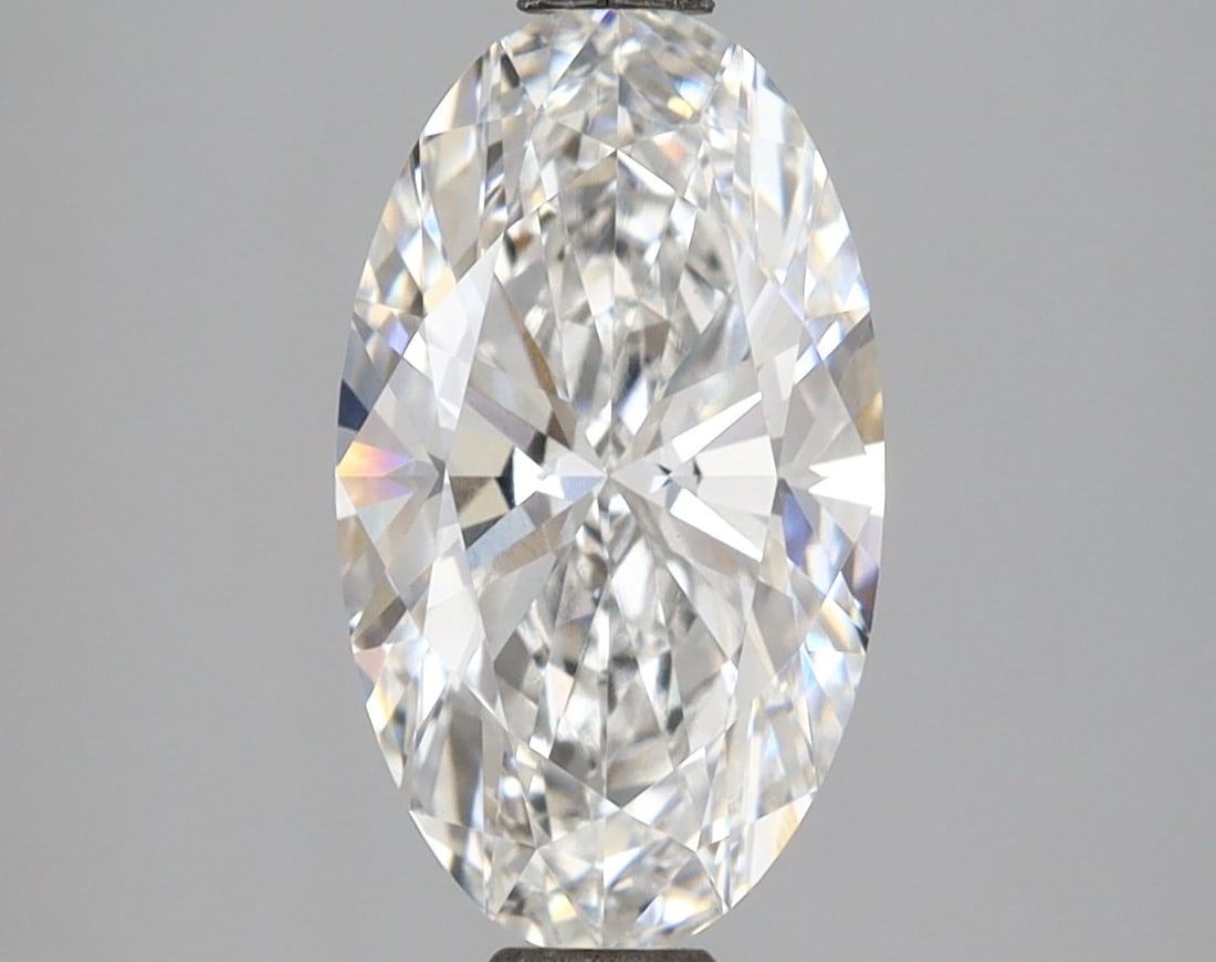 Loose Diamond - OVAL 2.31ct E VS1: Loose Diamond - OVAL 2.31ct E VS1 Source: This is a real non-mined Diamond that has been grown in a lab Shape: OVAL Carats: 2.31 Color: E Clarity: VS1 Certification: IGI Video: