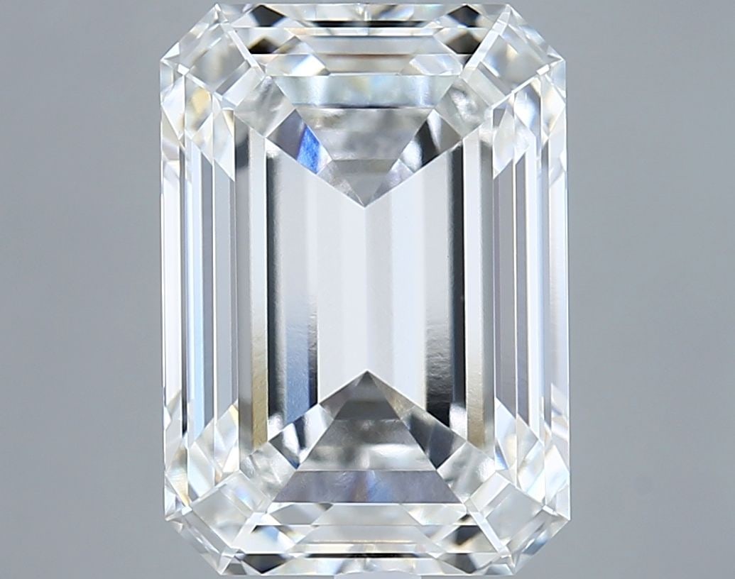 Loose Diamond - EMERALD 8.04ct F VVS2: Loose Diamond - EMERALD 8.04ct F VVS2 Source: This is a real non-mined Diamond that has been grown in a lab Shape: EMERALD Carats: 8.04 Color: F Clarity: VVS2 Certification: IGI Video: