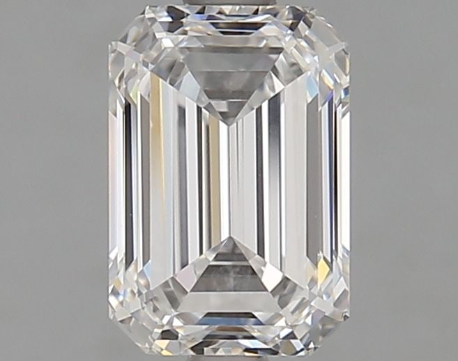 Loose Diamond - EMERALD 1.77ct E VVS1: Loose Diamond - EMERALD 1.77ct E VVS1 Source: This is a real non-mined Diamond that has been grown in a lab Shape: EMERALD Carats: 1.77 Color: E Clarity: VVS1 Certification: GIA Video: Video Link