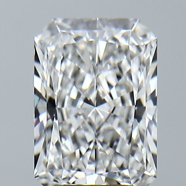 Loose Diamond - RADIANT 2.2ct E VVS2: Loose Diamond - RADIANT 2.2ct E VVS2 Source: This is a real non-mined Diamond that has been grown in a lab Shape: RADIANT Carats: 2.2 Color: E Clarity: VVS2 Certification: IGI Video: