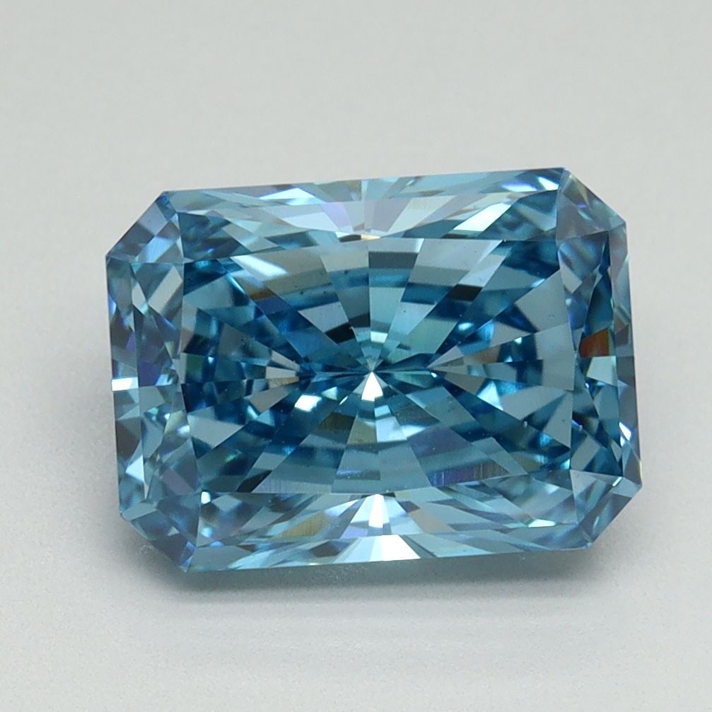 Loose Diamond - RADIANT 3.19ct Fancy Vivid Blue VS1: Loose Diamond - RADIANT 3.19ct Fancy Vivid Blue VS1 Source: This is a real non-mined Diamond that has been grown in a lab Shape: RADIANT Carats: 3.19 Color: Fancy Vivid Blue Certification: IGI Video: