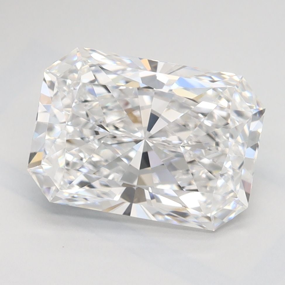 Loose Diamond - RADIANT 2.1ct D VVS1: Loose Diamond - RADIANT 2.1ct D VVS1 Source: This is a real non-mined Diamond that has been grown in a lab Shape: RADIANT Carats: 2.1 Color: D Clarity: VVS1 Certification: GIA Video: