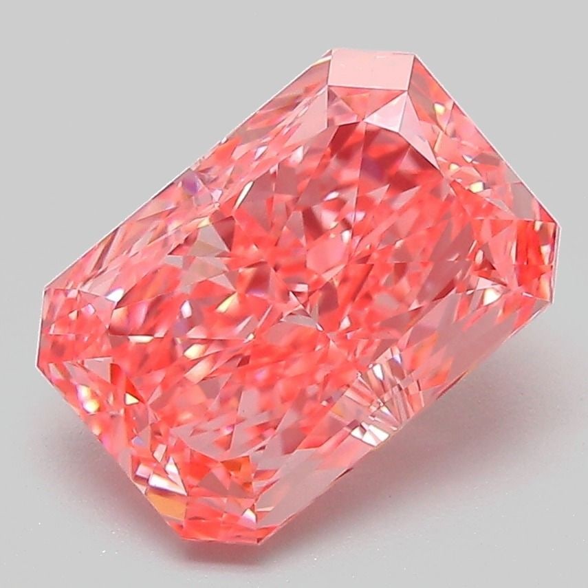 Loose Diamond - RADIANT 3.13ct Fancy Vivid Pink VVS2: Loose Diamond - RADIANT 3.13ct Fancy Vivid Pink VVS2 Source: This is a real non-mined Diamond that has been grown in a lab Shape: RADIANT Carats: 3.13 Color: Fancy Vivid Pink Certification: IGI Video: