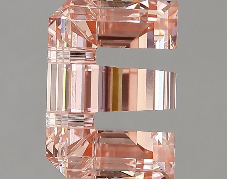 Loose Diamond - OTHER 3.42ct Fancy Vivid Pink VS1: Loose Diamond - OTHER 3.42ct Fancy Vivid Pink VS1 Source: This is a real non-mined Diamond that has been grown in a lab Shape: OTHER Carats: 3.42 Color: Fancy Vivid Pink Certification: IGI Video:
