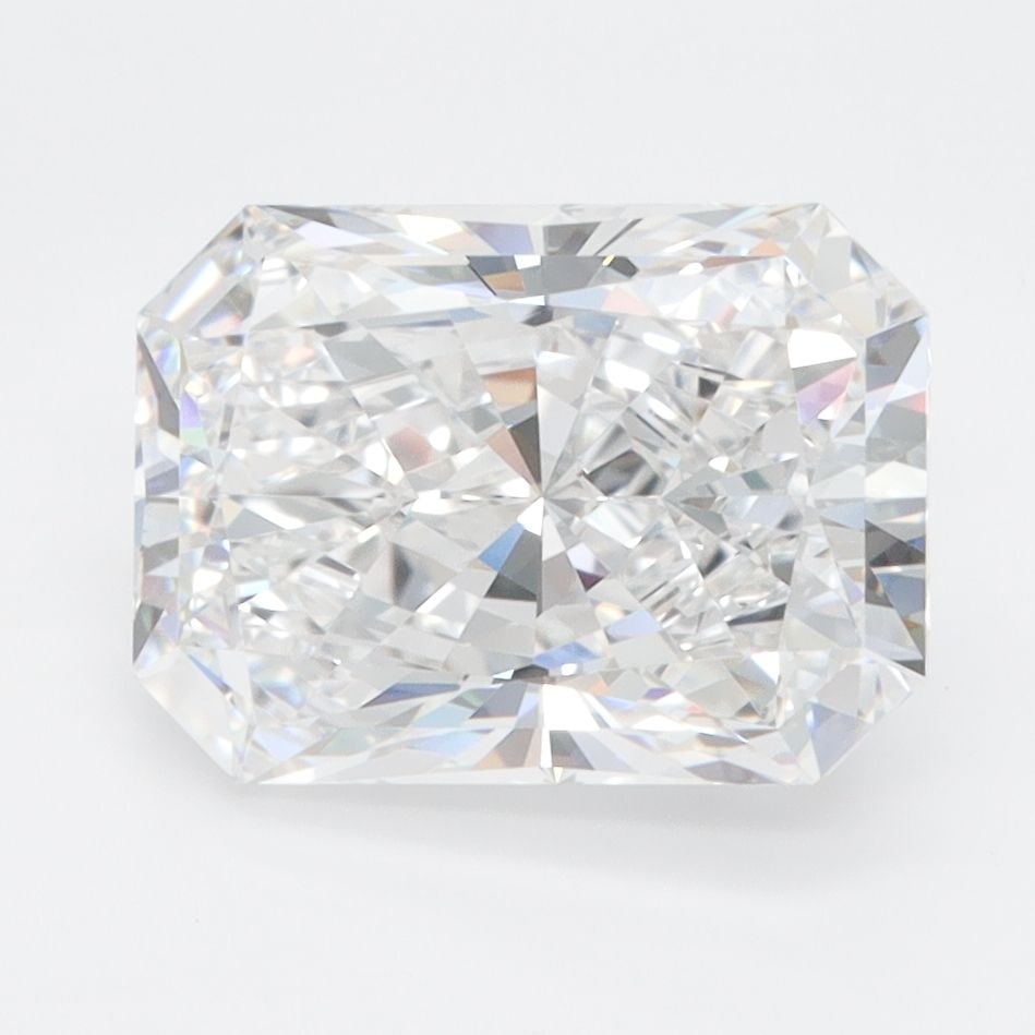 Loose Diamond - RADIANT 3.07ct D VVS1: Loose Diamond - RADIANT 3.07ct D VVS1 Source: This is a real non-mined Diamond that has been grown in a lab Shape: RADIANT Carats: 3.07 Color: D Clarity: VVS1 Certification: IGI Video: