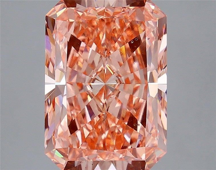 Loose Diamond - RADIANT 6.02ct Fancy Vivid Pink VS2: Loose Diamond - RADIANT 6.02ct Fancy Vivid Pink VS2 Source: This is a real non-mined Diamond that has been grown in a lab Shape: RADIANT Carats: 6.02 Color: Fancy Vivid Pink Certification: IGI Video: