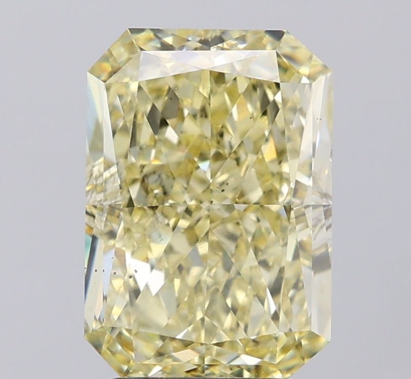 Loose Diamond - RADIANT 4.34ct Fancy Yellow VS2: Loose Diamond - RADIANT 4.34ct Fancy Yellow VS2 Source: This is a real non-mined Diamond that has been grown in a lab Shape: RADIANT Carats: 4.34 Color: Fancy Yellow Certification: IGI Video: