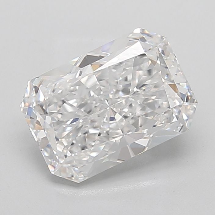 Loose Diamond - RADIANT 4.52ct E VVS1: Loose Diamond - RADIANT 4.52ct E VVS1 Source: This is a real non-mined Diamond that has been grown in a lab Shape: RADIANT Carats: 4.52 Color: E Clarity: VVS1 Certification: IGI Additional images avai