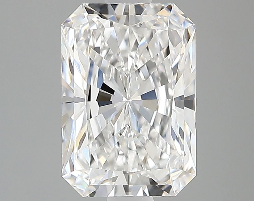 Loose Diamond - RADIANT 1.82ct E VVS2: Loose Diamond - RADIANT 1.82ct E VVS2 Source: This is a real non-mined Diamond that has been grown in a lab Shape: RADIANT Carats: 1.82 Color: E Clarity: VVS2 Certification: IGI Video: