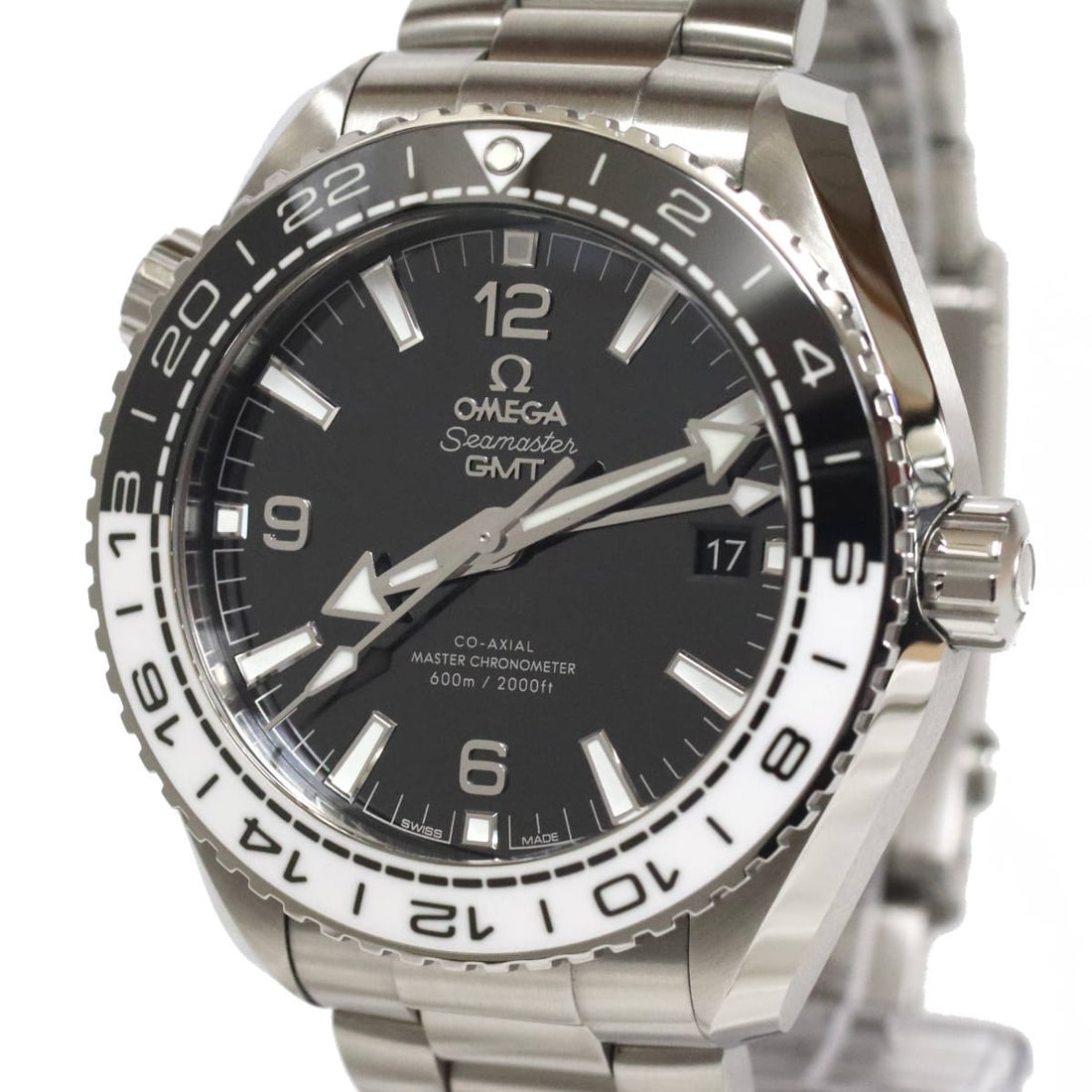 OMEGA Planet Ocean GMT Co-Axial Master Chronometer Wristwatch: OMEGA Planet Ocean GMT Co-Axial Master Chronometer Wristwatch This is an OMEGA Seamaster 600M Planet Ocean GMT Co-Axial Master Chronometer wristwatch for men. Manufactured in Switzerland, this pre-own