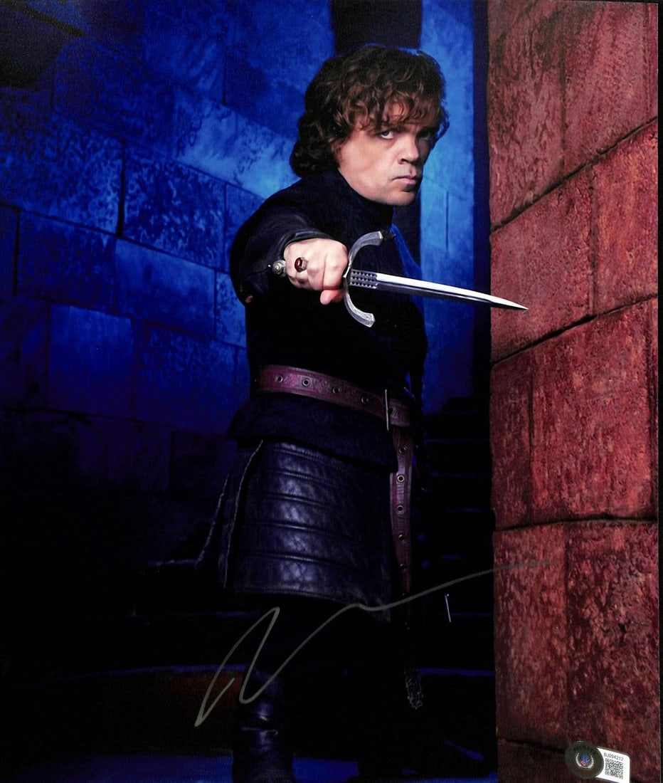Beckett Certified Peter Dinklage Game of Thrones 11x14 Photo: Beckett Certified Peter Dinklage Game of Thrones 11x14 Photo This 11x14 photograph features a hand-signed autograph by Peter Dinklage, renowned for his role as Tyrion Lannister in HBO's Game of Throne