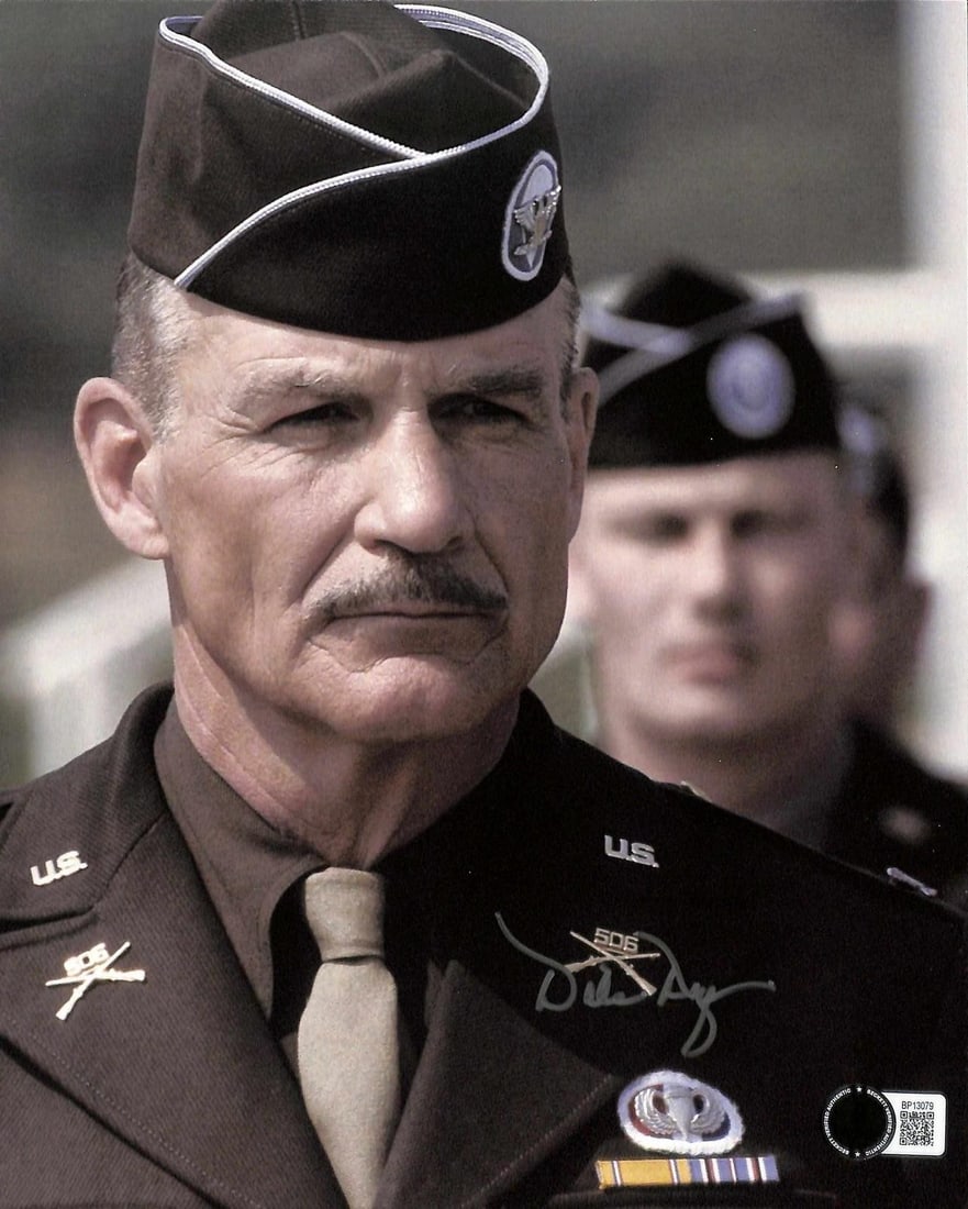 Beckett Authenticated Dale Dye Signed Band of Brothers 8x10 Photo: Beckett Authenticated Dale Dye Signed Band of Brothers 8x10 Photo This 8x10 photograph features Dale Dye, the renowned actor and military consultant, in a scene from the HBO mini-series Band of Brothe