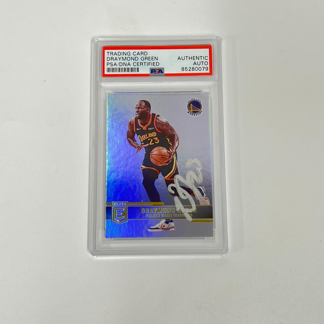 2021-22 Panini Elite #182 Draymond Green Signed Card PSA/DNA Authenticated: 2021-22 Panini Elite #182 Draymond Green Signed Card PSA/DNA Authenticated This 2021-22 Panini Elite #182 card features the autograph of Draymond Green, a prominent player for the Golden State Warrior