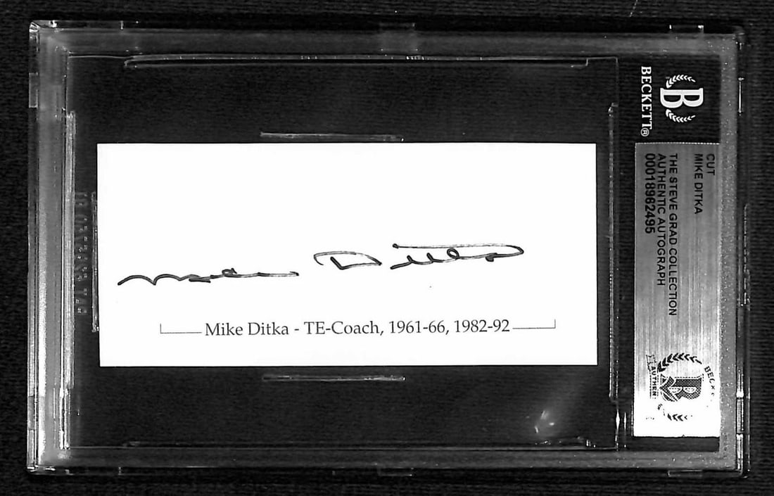 Beckett slabbed Mike Ditka signed cut autograph Chicago Bears Hall of Famer (1 of 1)