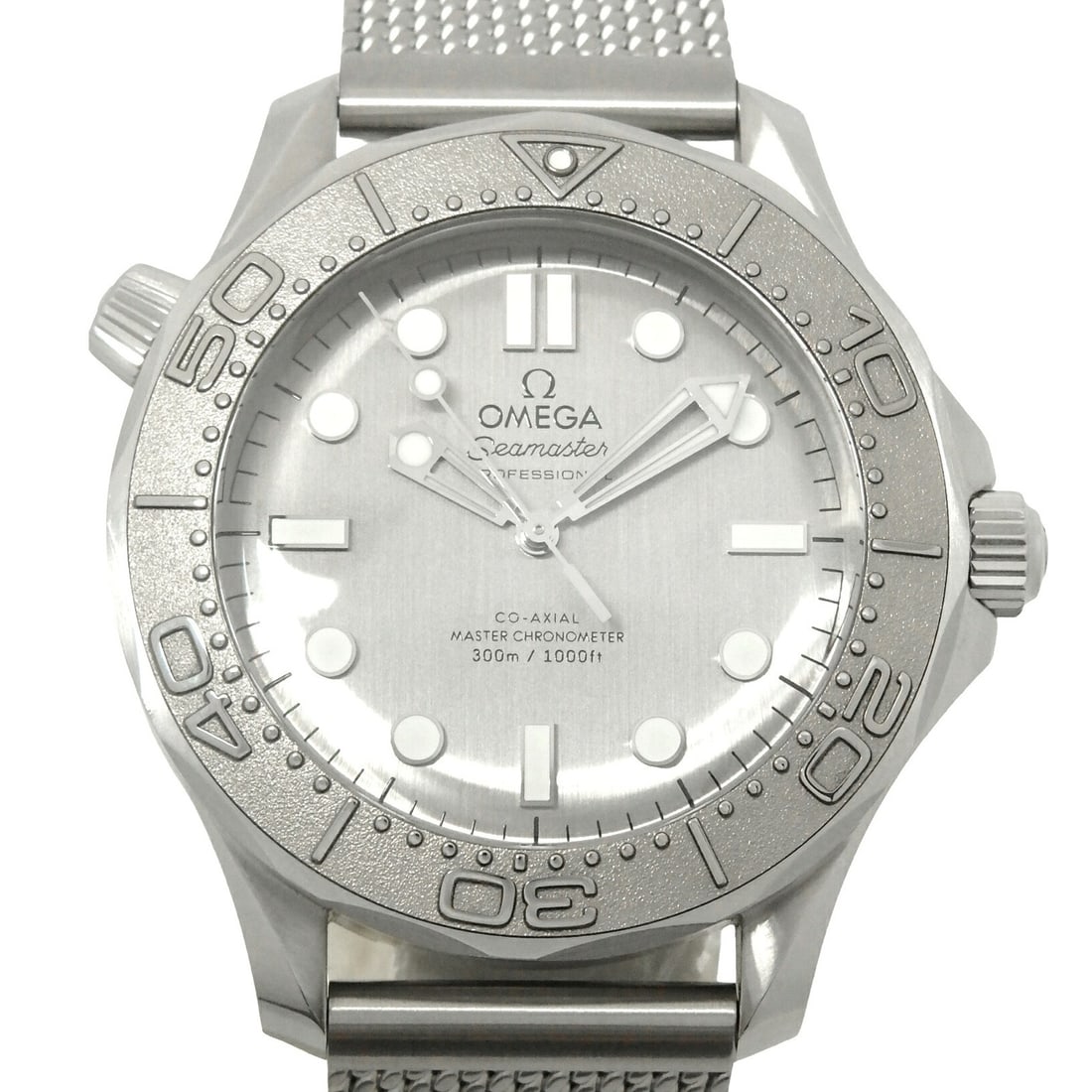 OMEGA Seamaster 300 Diver Co-Axial Master Chronometer 210.30.42.20.06.002: OMEGA Seamaster 300 Diver Co-Axial Master Chronometer 210.30.42.20.06.002 This OMEGA Seamaster Diver 300 Co-Axial Master Chronometer wristwatch is a Swiss-made timepiece designed for men. It is a pre-