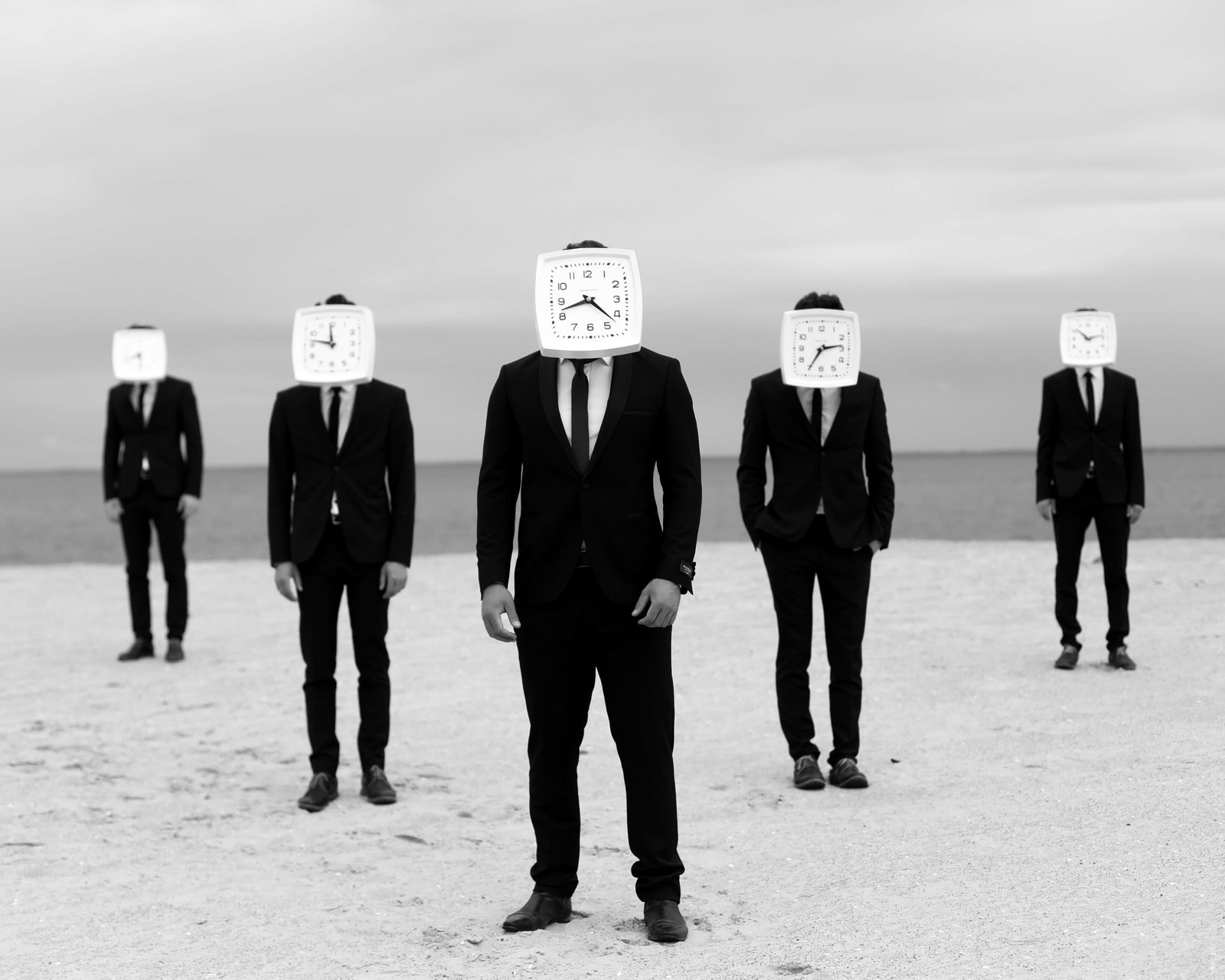Olha Stepanian No Time Black & White Photography Ed. 1/3 39 x 49 in: Olha Stepanian No Time Black & White Photography Ed. 1/3 39 x 49 in Experience the evocative power of "No Time," a striking piece of black and white photography by renowned artist Olha Stepanian. Crea