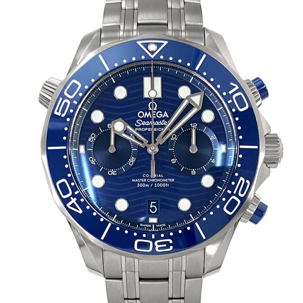 OMEGA Seamaster 300M Diver Chronograph Men's Wristwatch: OMEGA Seamaster 300M Diver Chronograph Men's Wristwatch This OMEGA Seamaster Diver 300M Chronograph 210.30.44.51.03.001 is a pre-owned men's wristwatch crafted in Switzerland. It features the renowned