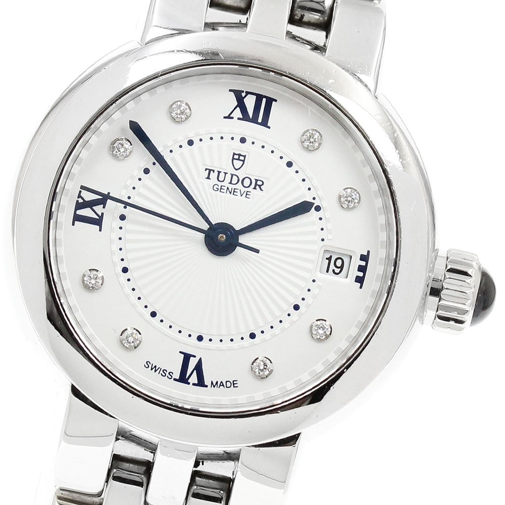 Womens TUDOR Claire de Rose Date Watch Ref 35200 4P Diamond: Womens TUDOR Claire de Rose Date Watch Ref 35200 4P Diamond TUDOR Claire de Rose 4P Diamond Date women's wristwatch. This pre-owned Swiss-made watch is designed for women and features a date function.