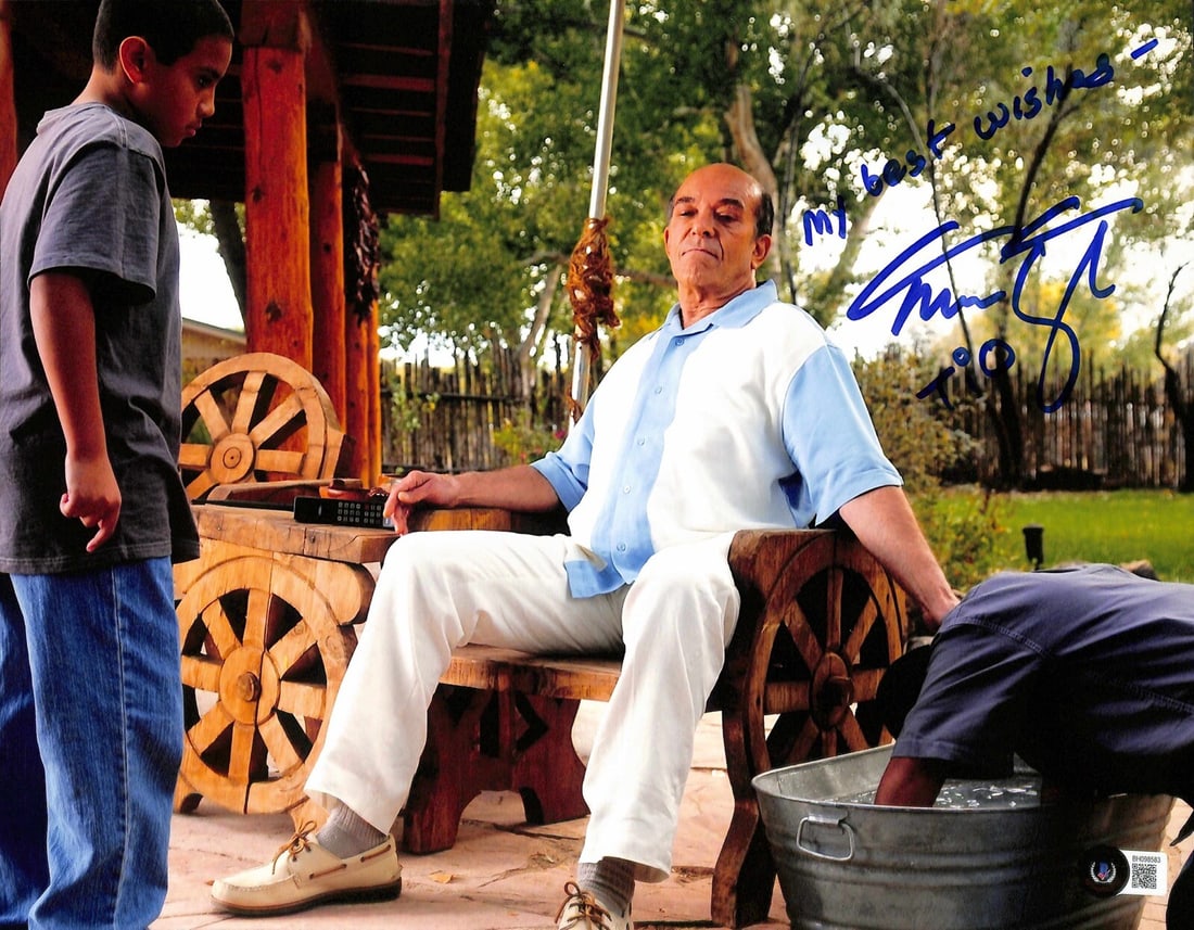 Mark Margolis Breaking Bad Signed 11x14 Photo Beckett Certified: Mark Margolis Breaking Bad Signed 11x14 Photo Beckett Certified This autographed 11x14 photograph features Mark Margolis, renowned for his role as "Hector Salamanca" in the acclaimed TV series Breakin