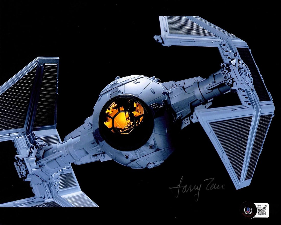 8x10 Autographed Photo Larry Tan ILM Model Maker Beckett Certified Star Wars ROTJ: 8x10 Autographed Photo Larry Tan ILM Model Maker Beckett Certified Star Wars ROTJ This is an original 8x10 photograph autographed by ILM Model Maker Larry Tan, known for his work on Star Wars: Return 