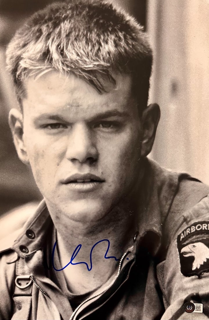 Matt Damon Signed 12x18 Photo from Saving Private Ryan Beckett Authenticated: Matt Damon Signed 12x18 Photo from Saving Private Ryan Beckett Authenticated This stunning 12x18 photograph features a striking image from the iconic film Saving Private Ryan, personally signed by act