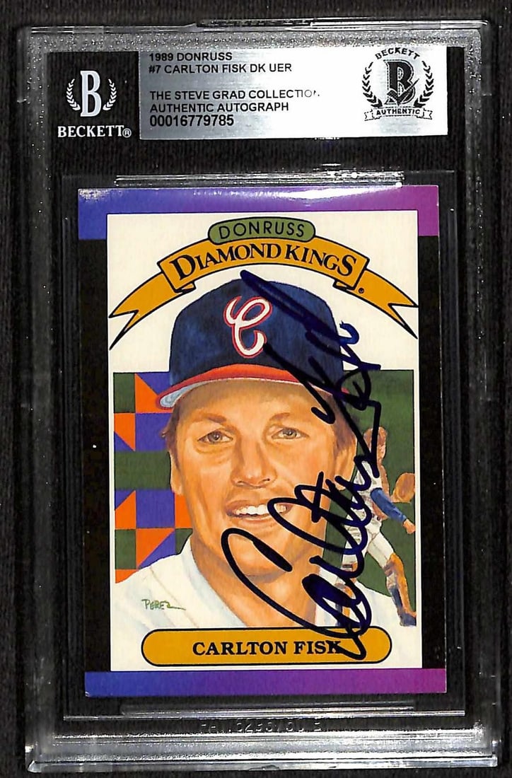 Beckett Slabbed 1989 Donruss Diamond Kings Carlton Fisk Autograph: Beckett Slabbed 1989 Donruss Diamond Kings Carlton Fisk Autograph This is a signed 1989 Donruss Diamond Kings baseball trading card featuring Hall of Famer Carlton Fisk of the Chicago White Sox. The c