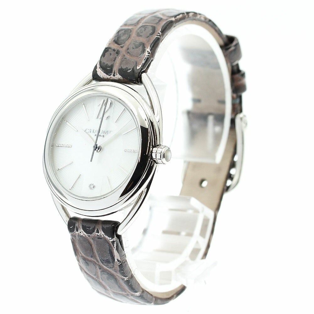 Chaumet Lien 2215 Quartz Ladies Wristwatch Stainless Steel: Chaumet Lien 2215 Quartz Ladies Wristwatch Stainless Steel This Chaumet Lien 2215 women's wristwatch features a stainless steel case and a white shell dial, paired with a leather strap. Powered by a q