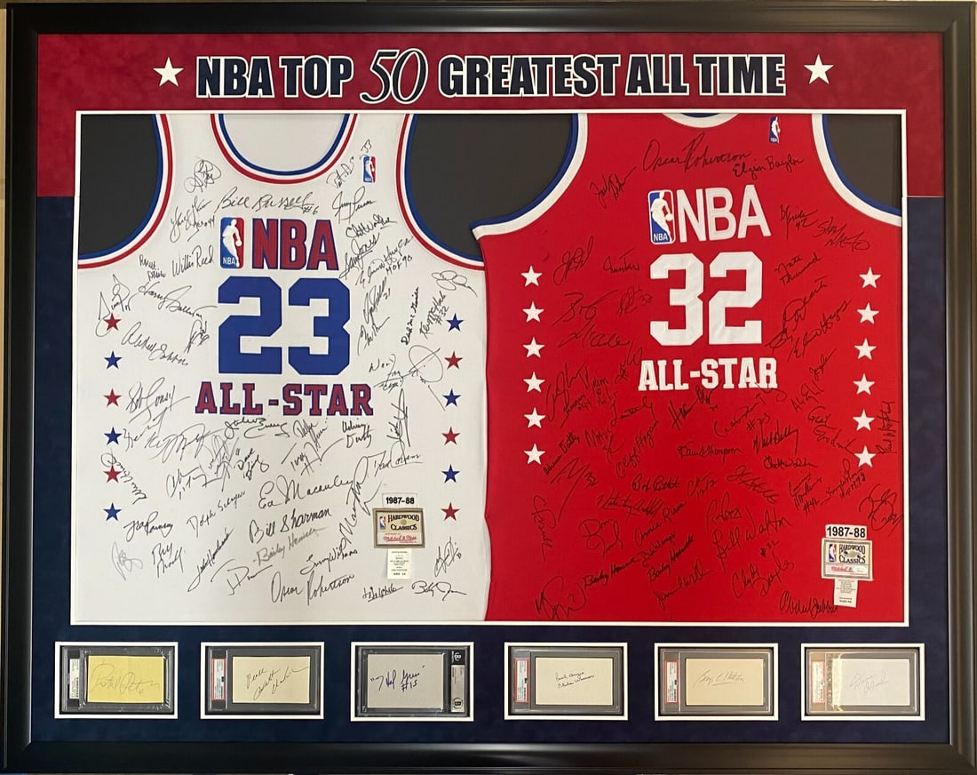 Michael Jordan Signed Jersey Display NBA Top 50 Legends JSA Authenticated 50x64: Michael Jordan Signed Jersey Display NBA Top 50 Legends JSA Authenticated 50x64 This incredible NBA Top 50 Greatest Players signed jersey display features the legendary Michael Jordan, authenticated b