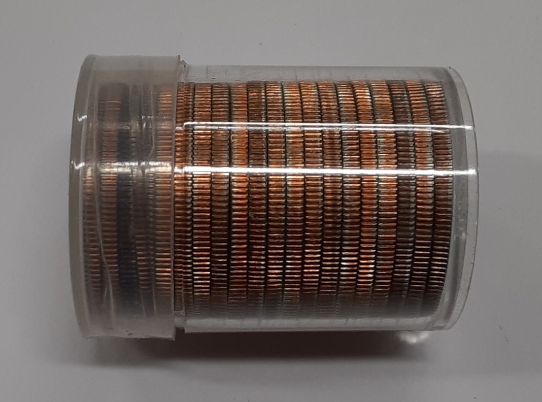 Roll of 20 1976-S Proof Kennedy Copper-Nickel Half Dollars in Tube: Roll of 20 1976-S Proof Kennedy Copper-Nickel Half Dollars in Tube This roll contains 20 uncirculated 1976-S Proof Kennedy Clad Half Dollar coins, each with a denomination of 50 cents. The coins are c
