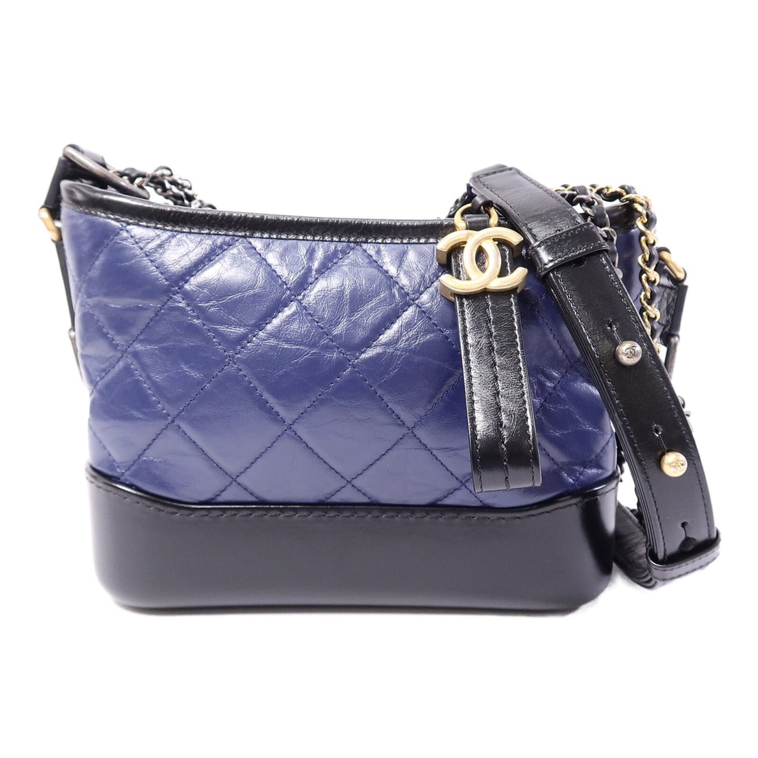 CHANEL Gabrielle A91810 Small Shoulder Bag Calfskin Navy Black: CHANEL Gabrielle A91810 Small Shoulder Bag Calfskin Navy Black CHANEL CC Gabrielle Small Chain Shoulder Bag, model A91810, crafted in calfskin (cowhide) leather in Navy/Black. This women's shoulder ba