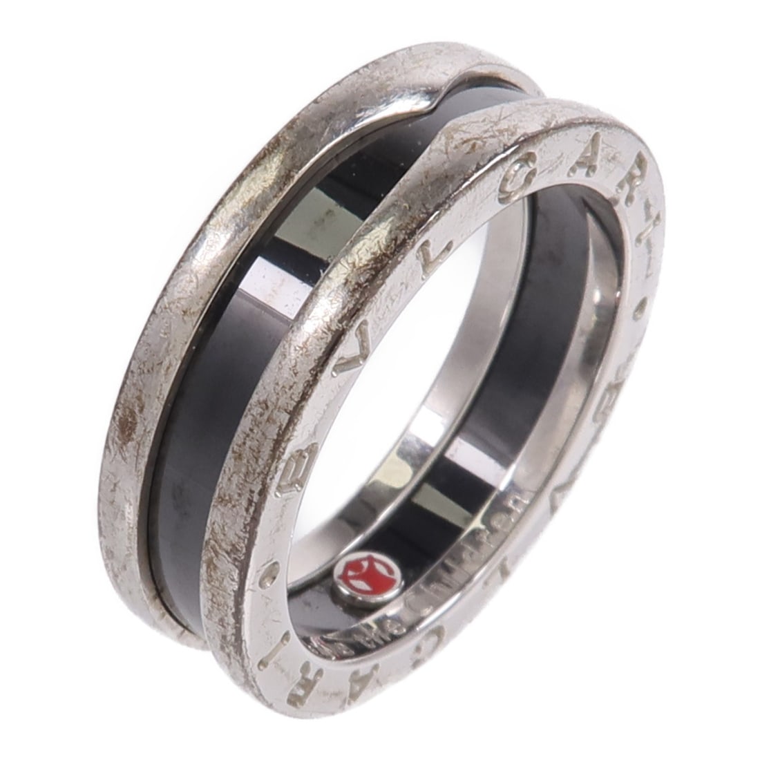BVLGARI B.Zero1 Save the Children 346098 ring in 925 silver ceramic size 8: BVLGARI B.Zero1 Save the Children 346098 ring in 925 silver ceramic size 8 BVLGARI B.Zero1 Save the Children Ring model 346098 is a ring in silver 925 and ceramic, presented in black and silver tones.