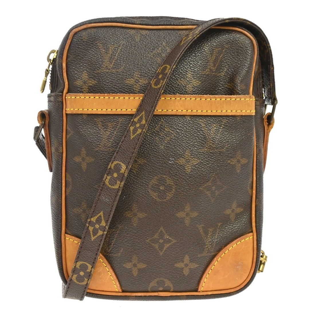 Louis Vuitton Danube Monogram Canvas Crossbody Bag M45266: Louis Vuitton Danube Monogram Canvas Crossbody Bag M45266 Louis Vuitton Danube crossbody shoulder bag in Monogram canvas and leather, made in France. It features a zip closure, adjustable crossbody st