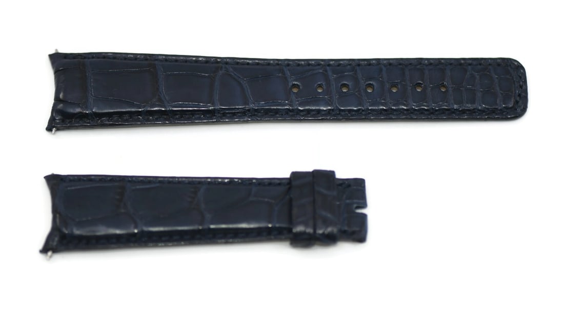 Pierre Kunz Authentic Blue Leather Watch Strap 20mm: Pierre Kunz Authentic Blue Leather Watch Strap 20mm Enhance your timepiece with this authentic Pierre Kunz blue leather wristwatch band. Crafted from high-quality leather, this strap is designed for b