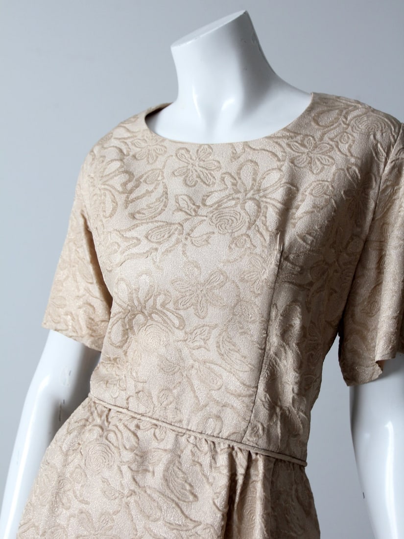 1960s Vintage Henry-Lee Brocade Dress Floral Pattern (1 of 11)