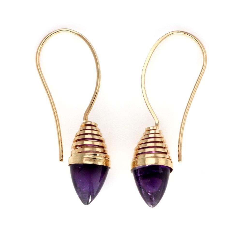 Vintage 14k Yellow Gold Amethyst Hook Earrings Cone Shape: Vintage 14k Yellow Gold Amethyst Hook Earrings Cone Shape Elevate your jewelry collection with these exquisite vintage 14k yellow gold hook earrings. Each earring features a striking gold spiral wire 
