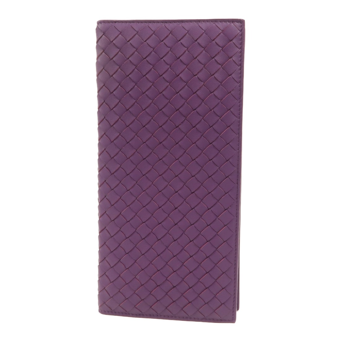 Bottega Veneta bifold long wallet purple lambskin leather: Bottega Veneta bifold long wallet purple lambskin leather Bottega Veneta long bifold wallet in purple lambskin (sheep leather), designed for women. Made in Italy, it features a flap opening, two card 