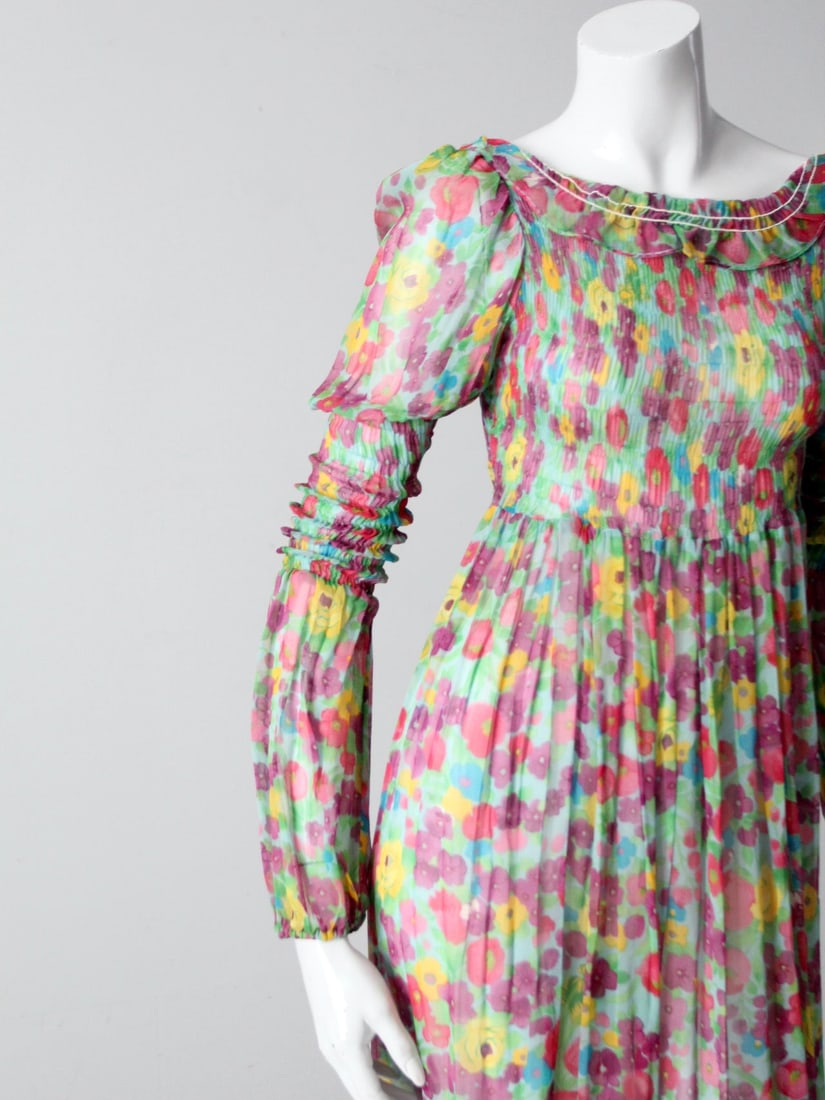 1970s Arpeja Young Edwardian Floral Dress Vintage Romance: 1970s Arpeja Young Edwardian Floral Dress Vintage Romance Step back in time with this exquisite 1970s vintage Young Edwardian dress by Arpeja. This enchanting semi-sheer long floral dress showcases a 