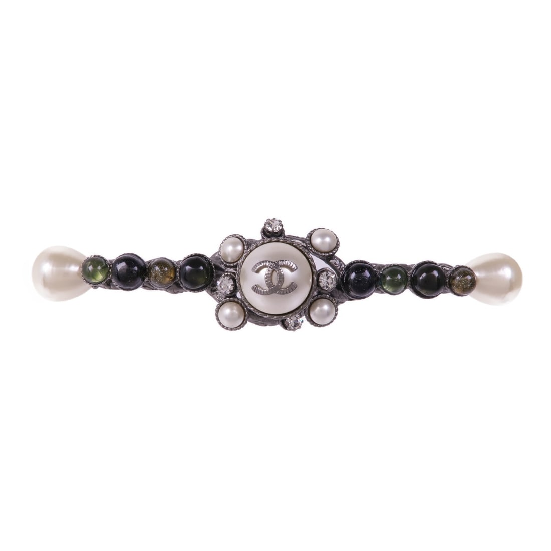 CHANEL CC Brooch White Clear Metal PVC France: CHANEL CC Brooch White Clear Metal PVC France CHANEL CC brooch in silver and white, made from metal and PVC. It is a women's regular-size brooch from France, with no main stone. The item is in AB very