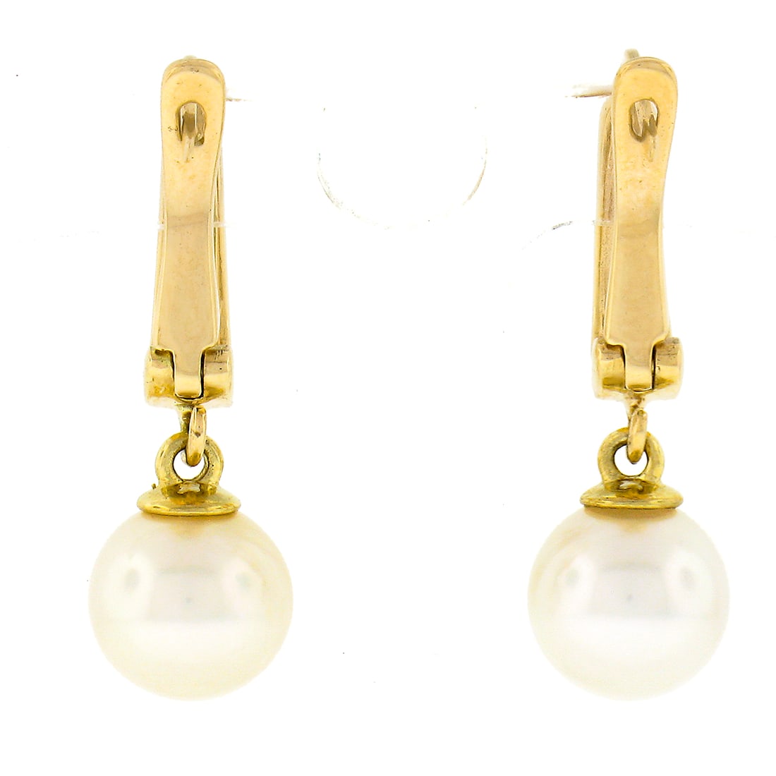 Elegant 14k Yellow Gold Huggie Earrings with 7.8mm Pearl Dangles: Elegant 14k Yellow Gold Huggie Earrings with 7.8mm Pearl Dangles Elevate your style with these exquisite 14k Yellow Gold Huggie Earrings, featuring stunning 7.8mm round cultured pearl drop dangles. Cr