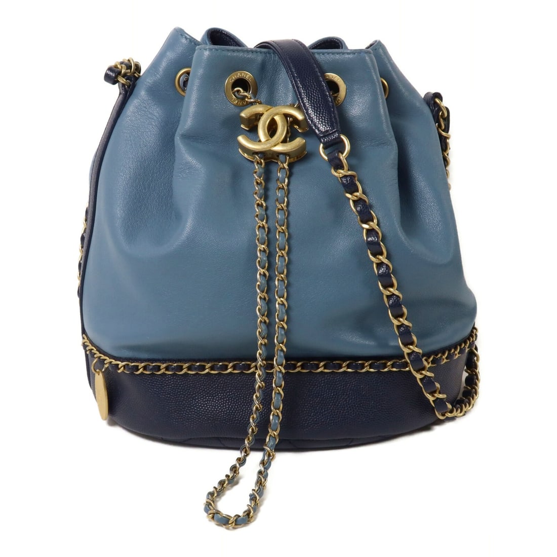 CHANEL CC bucket shoulder bag blue navy calfskin with chain strap: CHANEL CC bucket shoulder bag blue navy calfskin with chain strap A CHANEL CC GHW Chain Bucket Shoulder Bag in blue and navy calfskin leather. This bucket-style shoulder bag features a chain strap and