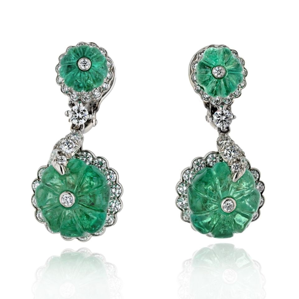 David Webb Platinum Emerald Diamond Drop Earrings 1.1 inches: David Webb Platinum Emerald Diamond Drop Earrings 1.1 inches Experience the luxurious allure of these David Webb Platinum Carved Green Emerald and Diamond Drop Earrings. Meticulously crafted in platin