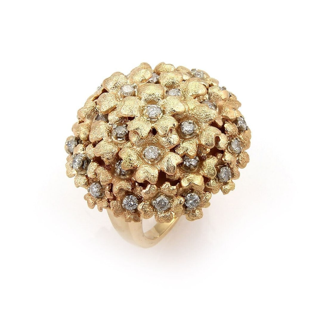 18k Yellow Gold Floral Cluster Ring with Diamonds Size 7 (1 of 8)