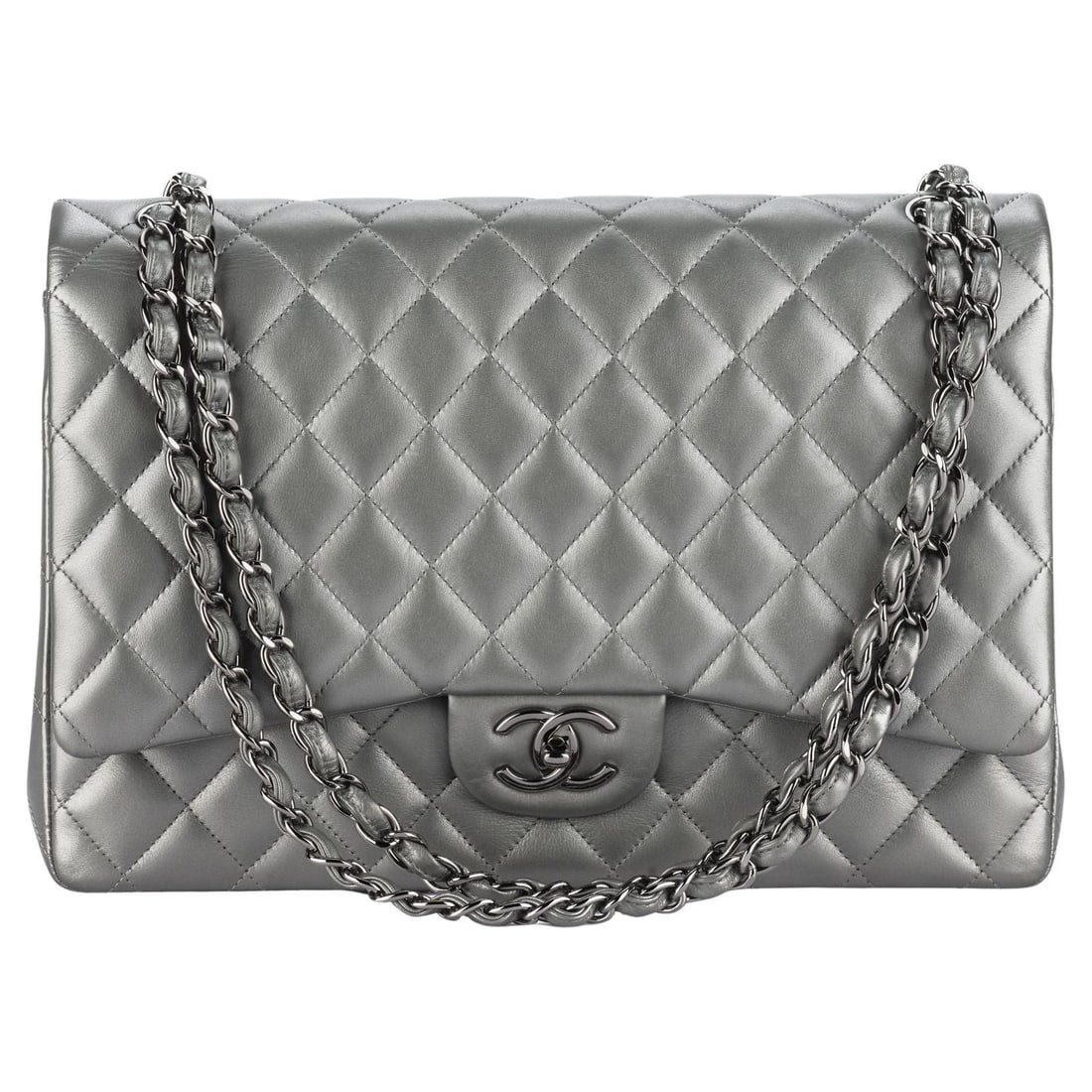 Chanel Jumbo Pewter Lambskin Quilted Shoulder Bag with Authenticity Card: Chanel Jumbo Pewter Lambskin Quilted Shoulder Bag with Authenticity Card Introducing the Chanel Pewter Lambskin Quilted Jumbo, a luxurious shoulder bag crafted from diamond-quilted gray lambskin leath